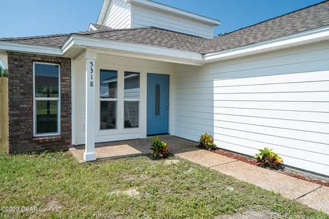5318 Peppertree Ct, Panama City, FL 32404