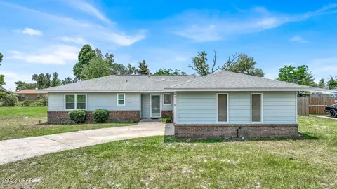 5628 Ivy Rd, Panama City, FL 32404
