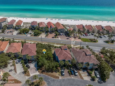 423 La Valencia Cir, Panama City Beach, FL 32413