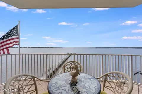 1600 Marina Bay Dr #406, Southport, FL 32409