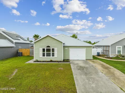6604 Lake Joanna Cir, Panama City, FL 32404