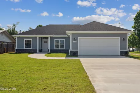 1129 S Comet Ave, Panama City, FL 32404