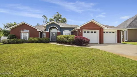 3732 Bay Tree Ct, Lynn Haven, FL 32444