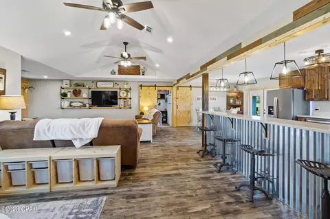 2058 Rolling Pines Rd, Chipley, FL 32428 photo 8