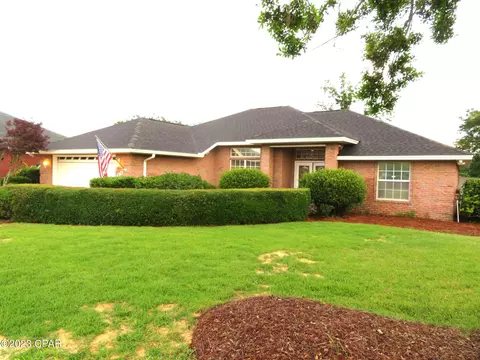 300 Wood Trl, Panama City, FL 32405