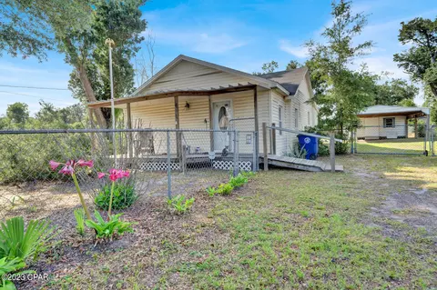 2111 E 6th St, Panama City, FL 32401