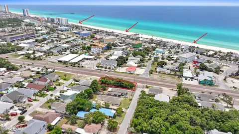 615 Wisteria St, Panama City Beach, FL 32407