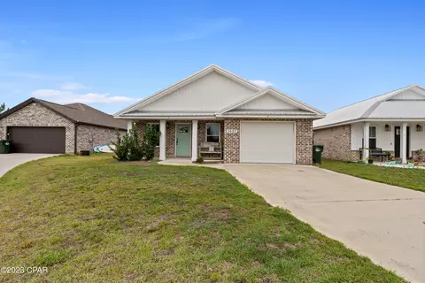 2622 Katie Marie Ln, Lynn Haven, FL 32444