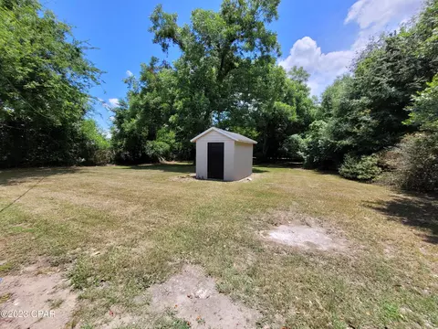 5458 9th St, Malone, FL 32445 photo 4