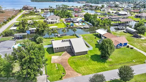 1012 Seagull Ln, Lynn Haven, FL 32444