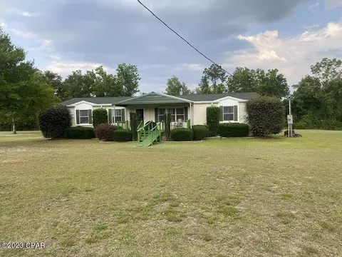 3220 Twin Lakes Dr, Bonifay, FL 32425