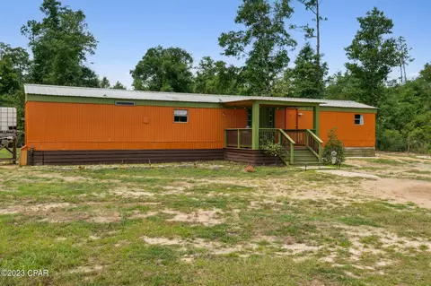 12420 Forest Glen Dr, Fountain, FL 32438