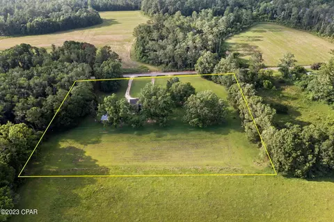 1353 Williams Rd, Chipley, FL 32428 photo 2
