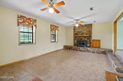 1353 Williams Rd, Chipley, FL 32428 photo 5