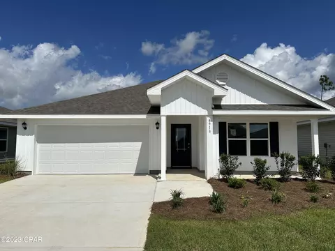 4913 Shurer Ln, Panama City, FL 32404