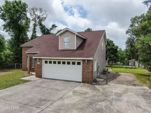5927 Piza Cir, Youngstown, FL 32466