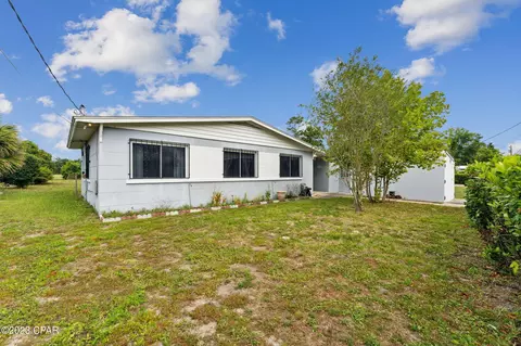 738 N 9th Plz, Panama City, FL 32404