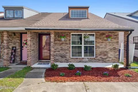 4052 Woodridge Rd, Panama City, FL 32405