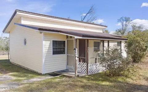 2346 Breese Ct, Alford, FL 32420