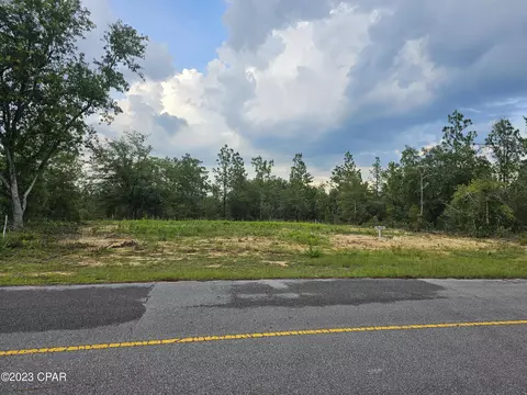 4019 Covington Pl, Chipley, FL 32428