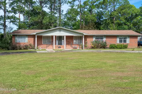 1007 Scenic Hill Cir, Bonifay, FL 32425