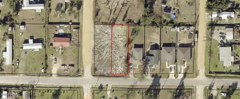 000 6th St, Southport, FL 32409
