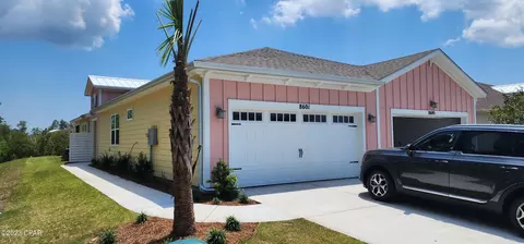 8601 Tropics Ave, Panama City Beach, FL 32413