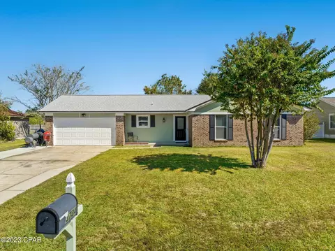 3734 Greentree Cir, Panama City, FL 32405