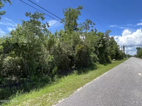 000 Katherine Ave, Panama City, FL 32404