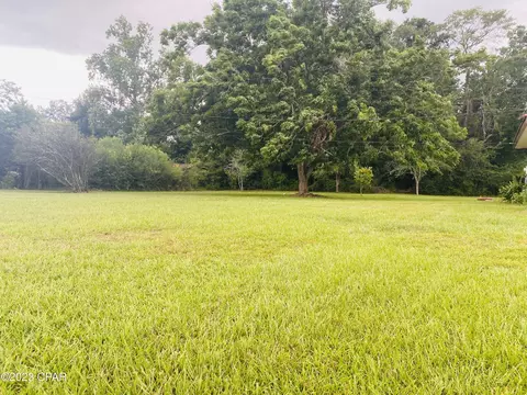 822 Maple St, Chipley, FL 32428 photo 9