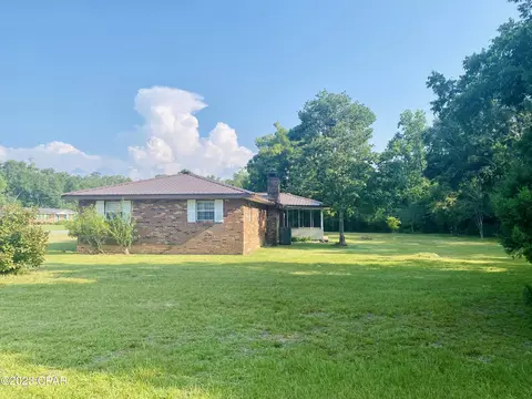 822 Maple St, Chipley, FL 32428 photo 4