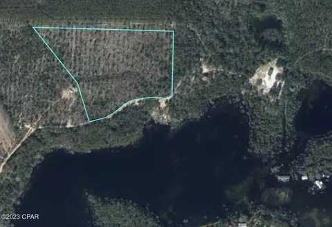 000 Woodymarion Dr, Chipley, FL 32428