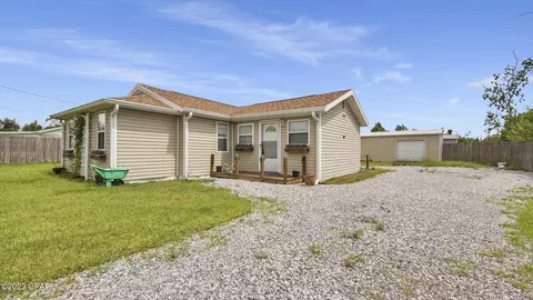 2926 E 14th St, Panama City, FL 32401