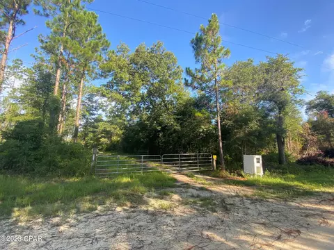 4191 Sylvania Plantation Rd, Greenwood, FL 32443