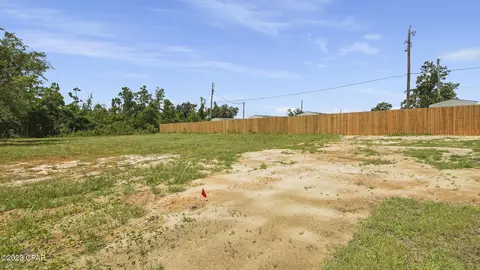 2949 Douglas Rd, Panama City, FL 32405