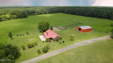 2124 Happy Hollow Rd, Bonifay, FL 32425