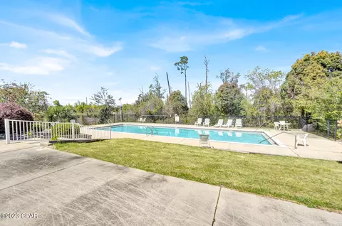 4003 Riverside Dr, Panama City, FL 32404