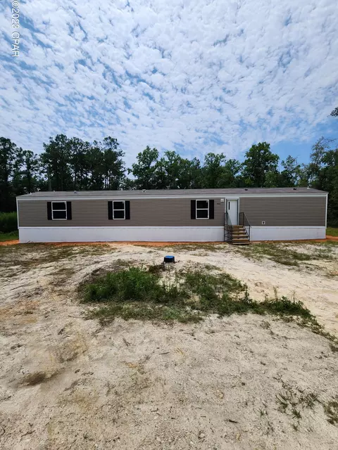 18521 NE Blueberry Trl, Hosford, FL 32334