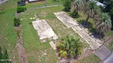 2148 W 28th Ct, Panama City, FL 32405