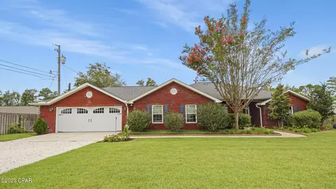 4513 Mill Bayou Rd, Panama City, FL 32404