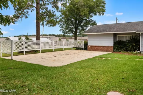 676 3rd St, Chipley, FL 32428 photo 30