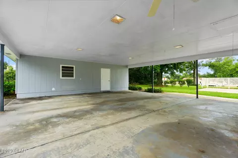 676 3rd St, Chipley, FL 32428 photo 24