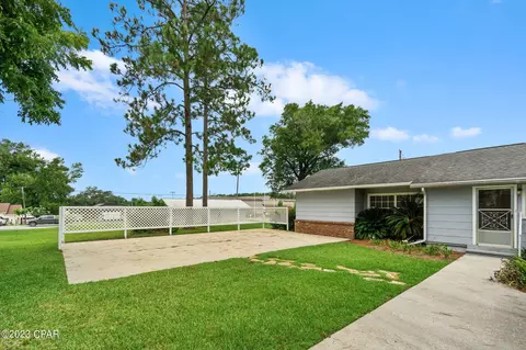 676 3rd St, Chipley, FL 32428 photo 23