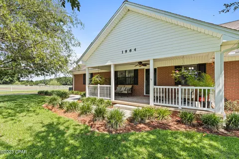 1964 Old Bonifay Rd, Chipley, FL 32428