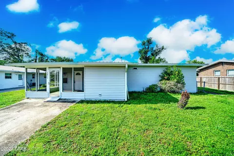 4011 W 24th St, Panama City, FL 32405