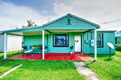 1334 Lincoln Dr, Panama City, FL 32401