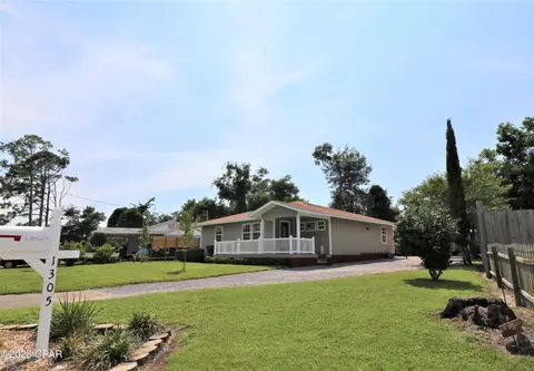 1305 Buena Vista Blvd, Panama City, FL 32401