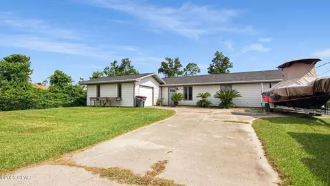 6124 Wallace Rd, Panama City, FL 32404