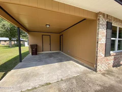 799 Sinclair St, Chipley, FL 32428 photo 4