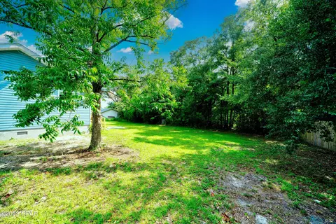 607 N Pear St, Chipley, FL 32428 photo 5